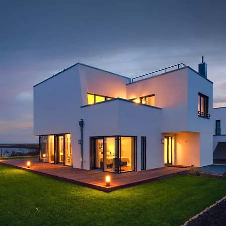 Holiday home Herzmuschel: Beachfront Retreat With Sauna And Sea Views *