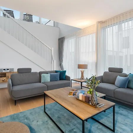 Herzmuschel Erste Reihe, Dachterrasse, Schleiblick, Garten, Carport, Gaskamin, Sauna, Terrasse, Strandkorb, Aussenrolllaeden Semesterbostad Olpenitz