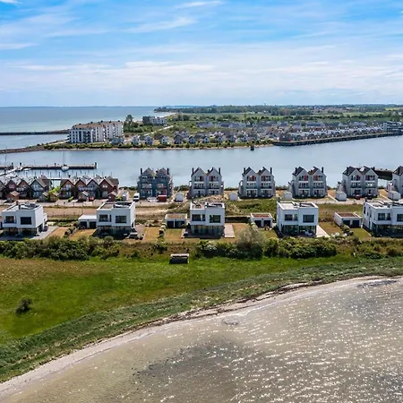 Herzmuschel Erste Reihe, Dachterrasse, Schleiblick, Garten, Carport, Gaskamin, Sauna, Terrasse, Strandkorb, Aussenrolllaeden